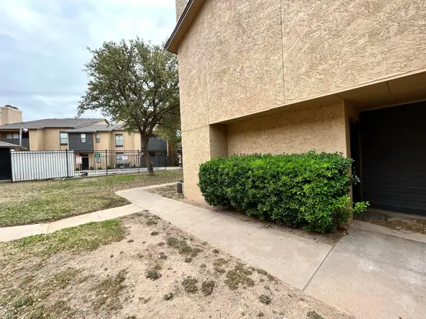 8601 Memphis Drive, Lubbock, TX 79423