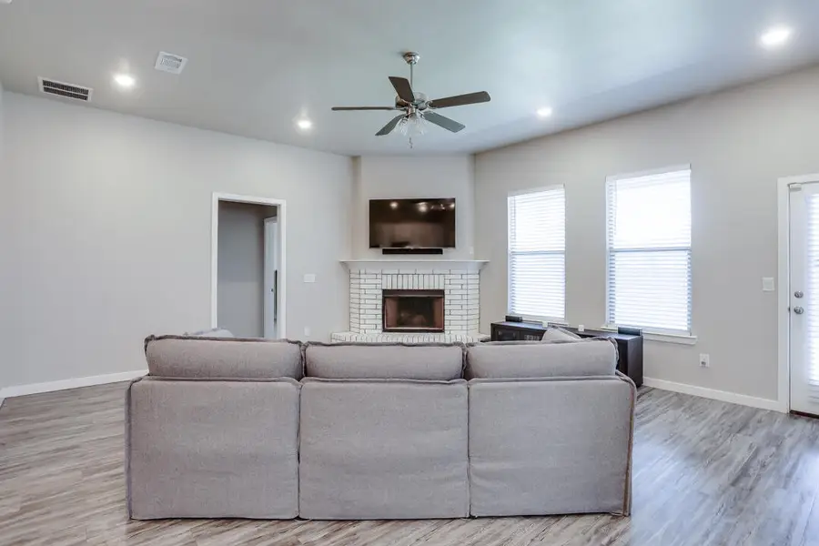 9803 Xenia Avenue, Lubbock, TX 79424 - #2