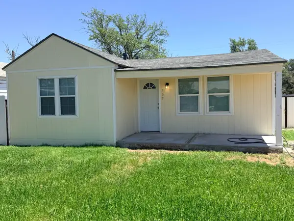 307 Ave M, Levelland, TX 79336