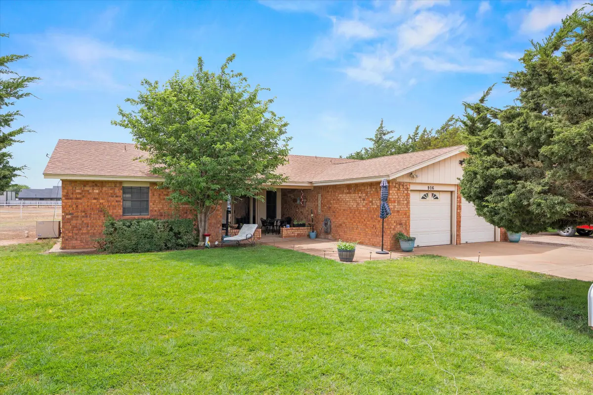 916 S Fm 3261 Road, Levelland, TX 79336 - #1
