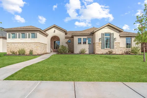 704 N 8th Street, Wolfforth, TX 79382