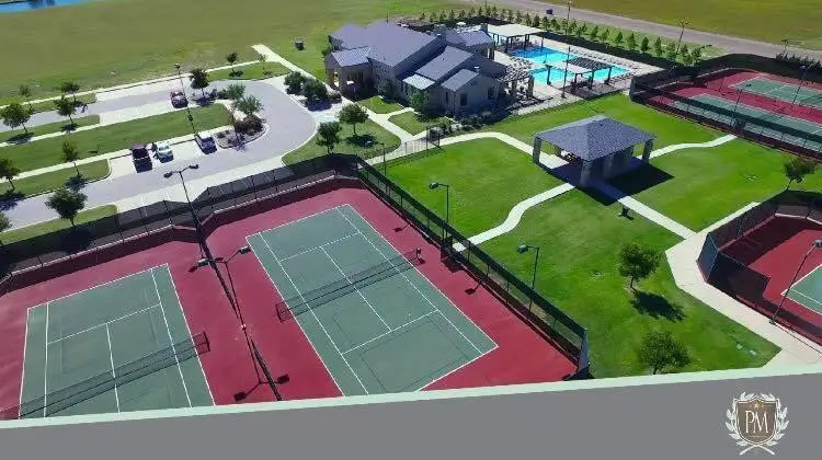 704 N 8th Street, Wolfforth, TX 79382 - #2