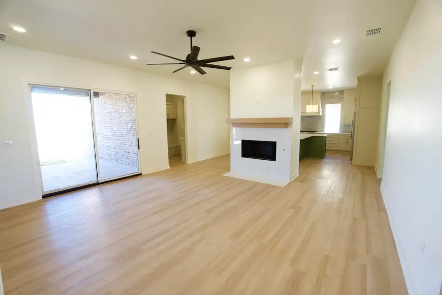 13806 Utica Avenue, Lubbock, TX 79424 - #2