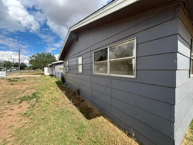 3901 Uvalde Avenue, Lubbock, TX 79412 - #3
