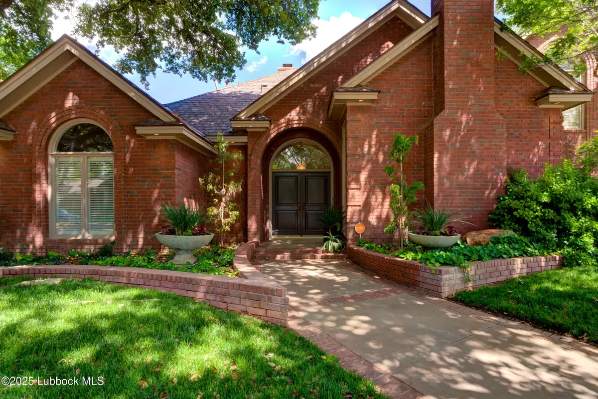 8707 Savannah Avenue, Lubbock, TX 79424 - #1