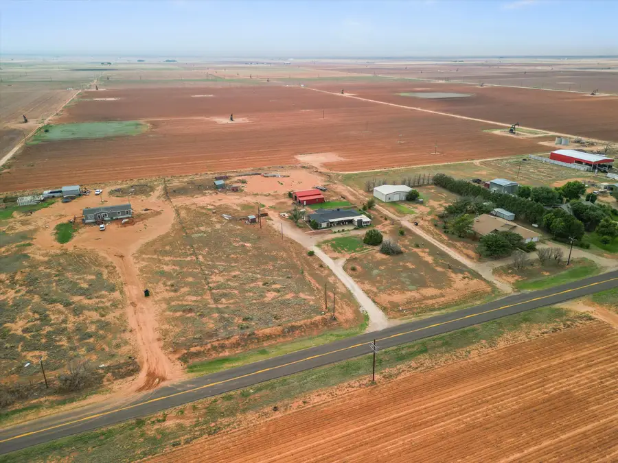 1865 N Fm 1490, Levelland, TX 79336 - #2
