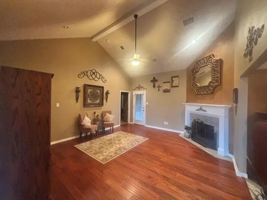 3713 106th Street, Lubbock, TX 79423 - #3