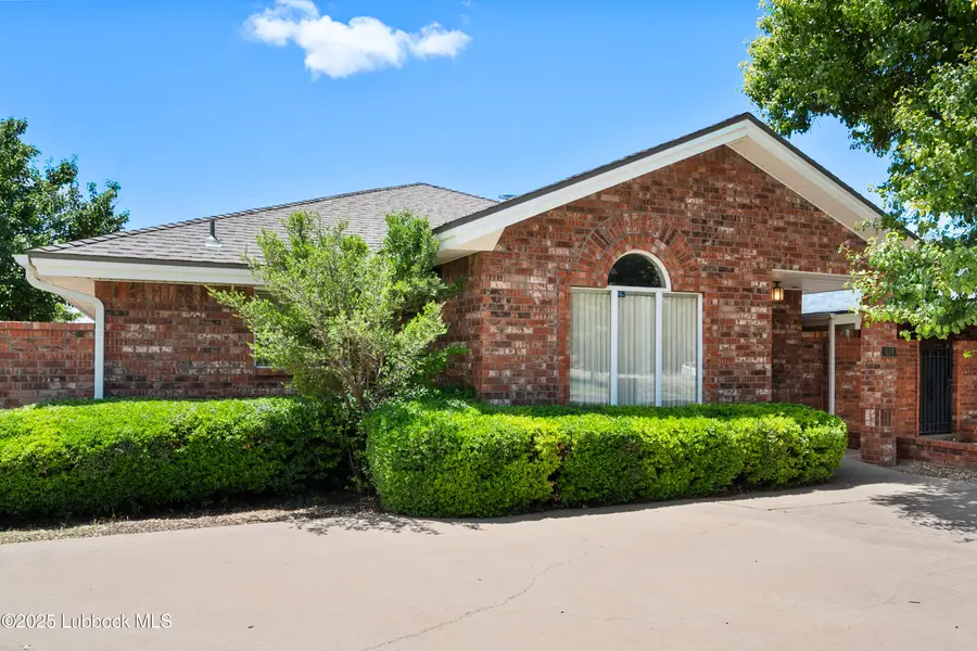 618 Hickory Street, Levelland, TX 79336 - #3