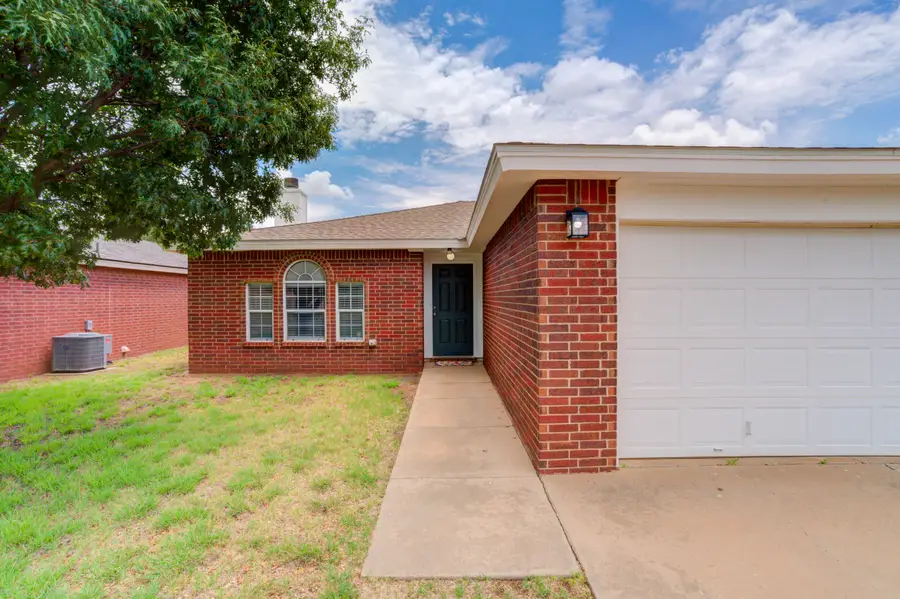 805 Grover Avenue, Lubbock, TX 79416 - #2