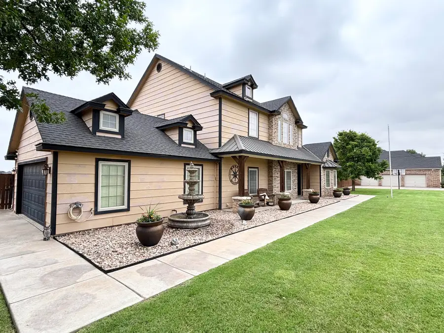 201 Avenue N, Abernathy, TX 79311 - #2