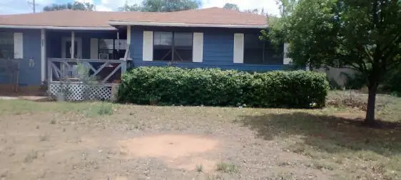 105 81st Street, Lubbock, TX 79404