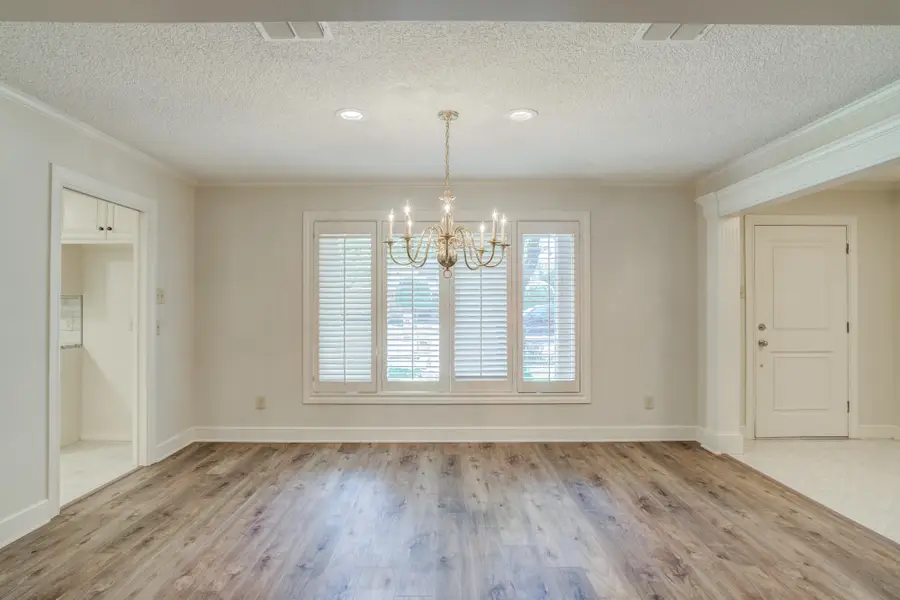 8602 Utica Avenue, Lubbock, TX 79424 - #3