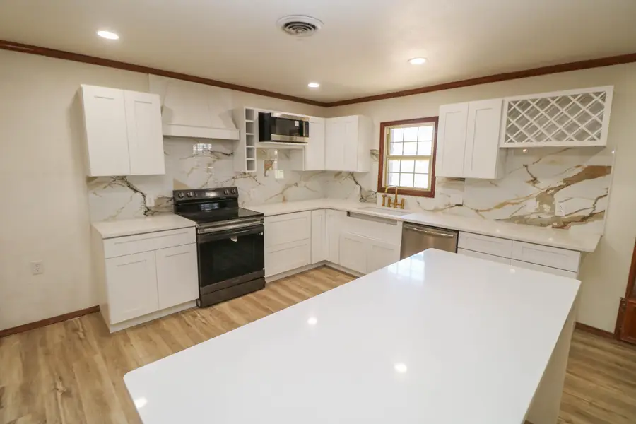 610 Boesen Street, Sudan, TX 79371 - #2