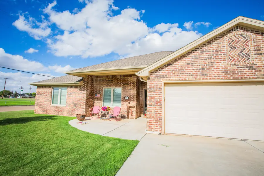 802 Birch Street, Idalou, TX 79329 - #3