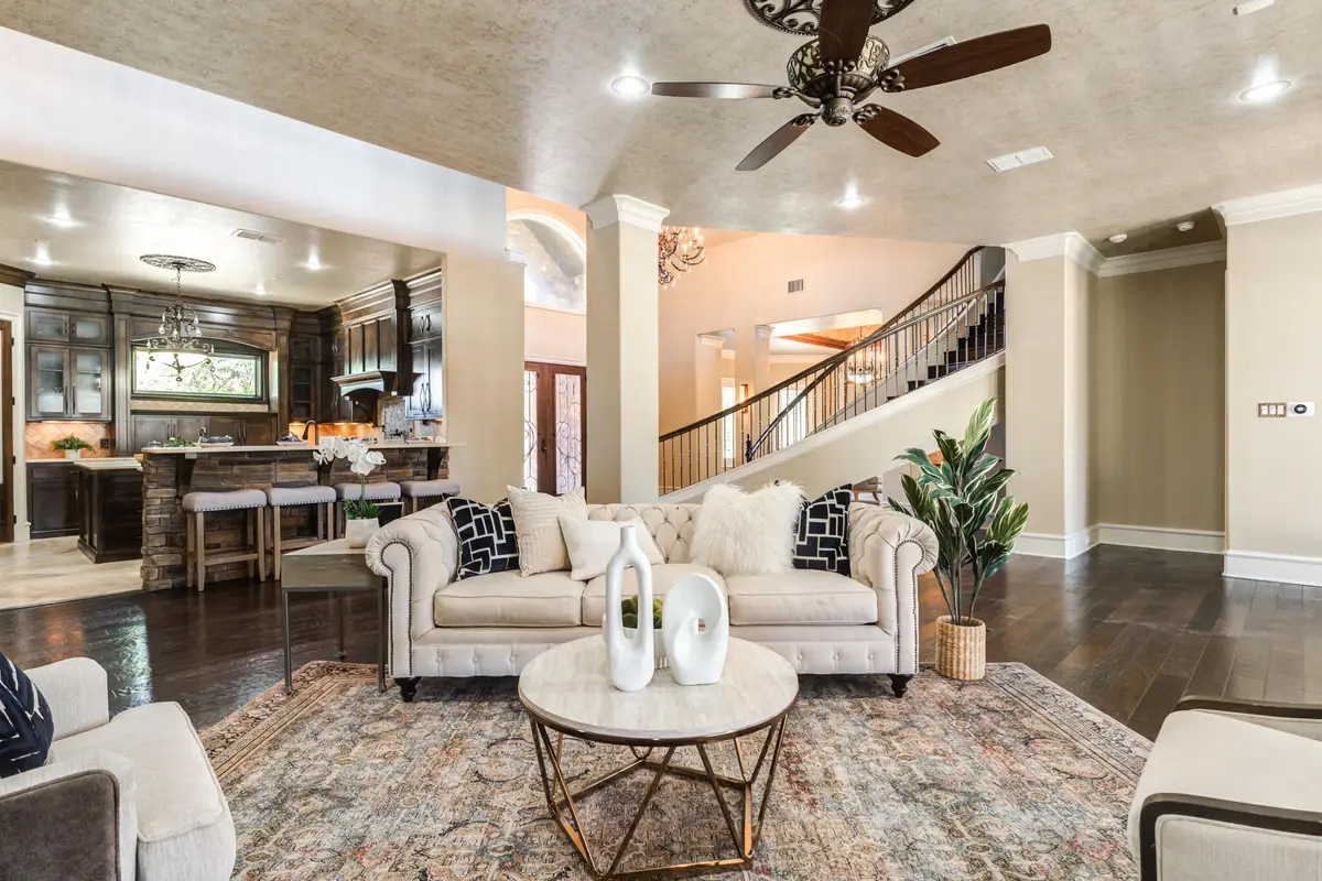 15 Whisperwood Circle, Lubbock, TX 79416 - #1