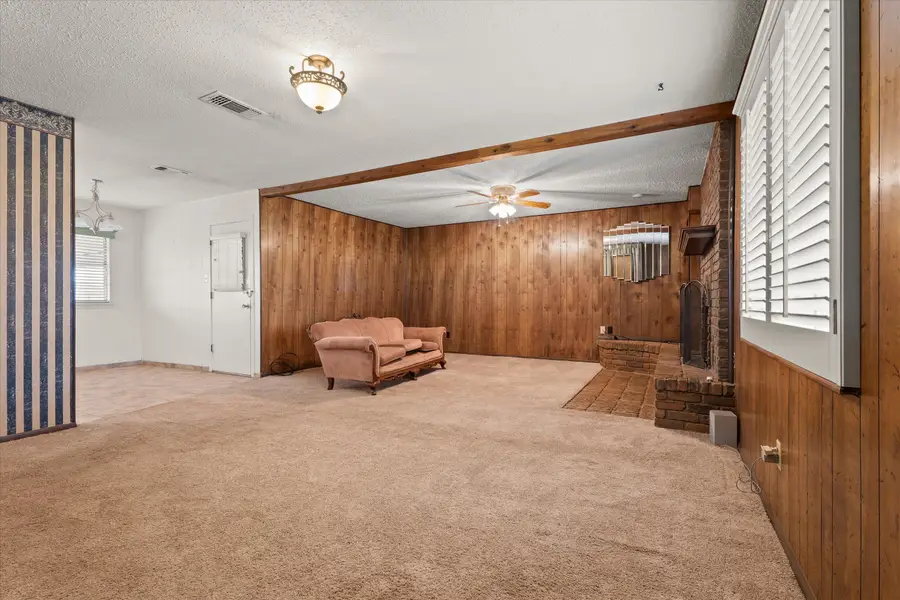613 N B Street, Brownfield, TX 79316 - #2