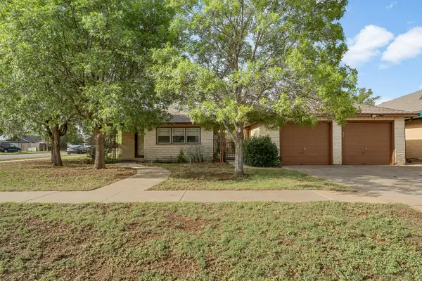 202 11th Street, Levelland, TX 79336
