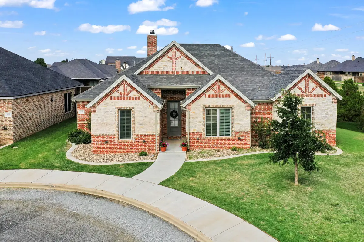 501 Buckingham Avenue, Wolfforth, TX 79382 - #1