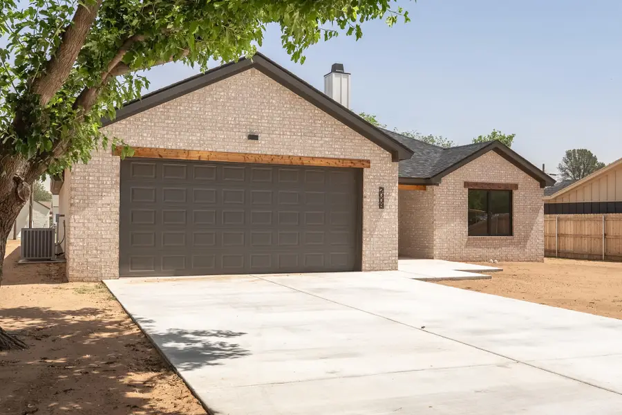 2008 N 5th Street, Tahoka, TX 79373 - #2