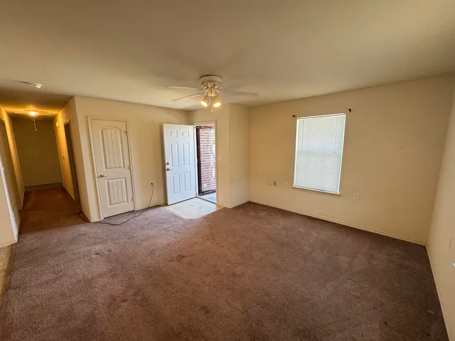 402 Lariat Avenue, Matador, TX 79244 - #2