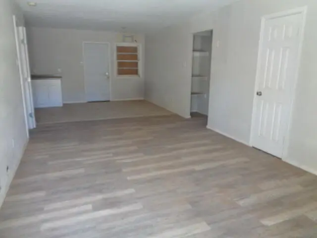 1706 E Dartmouth Street, Lubbock, TX 79403 - #2