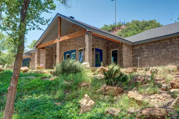 151 Pony Express Trail, Lubbock, TX 79404