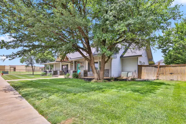 1401 11th Street, Shallowater, TX 79363