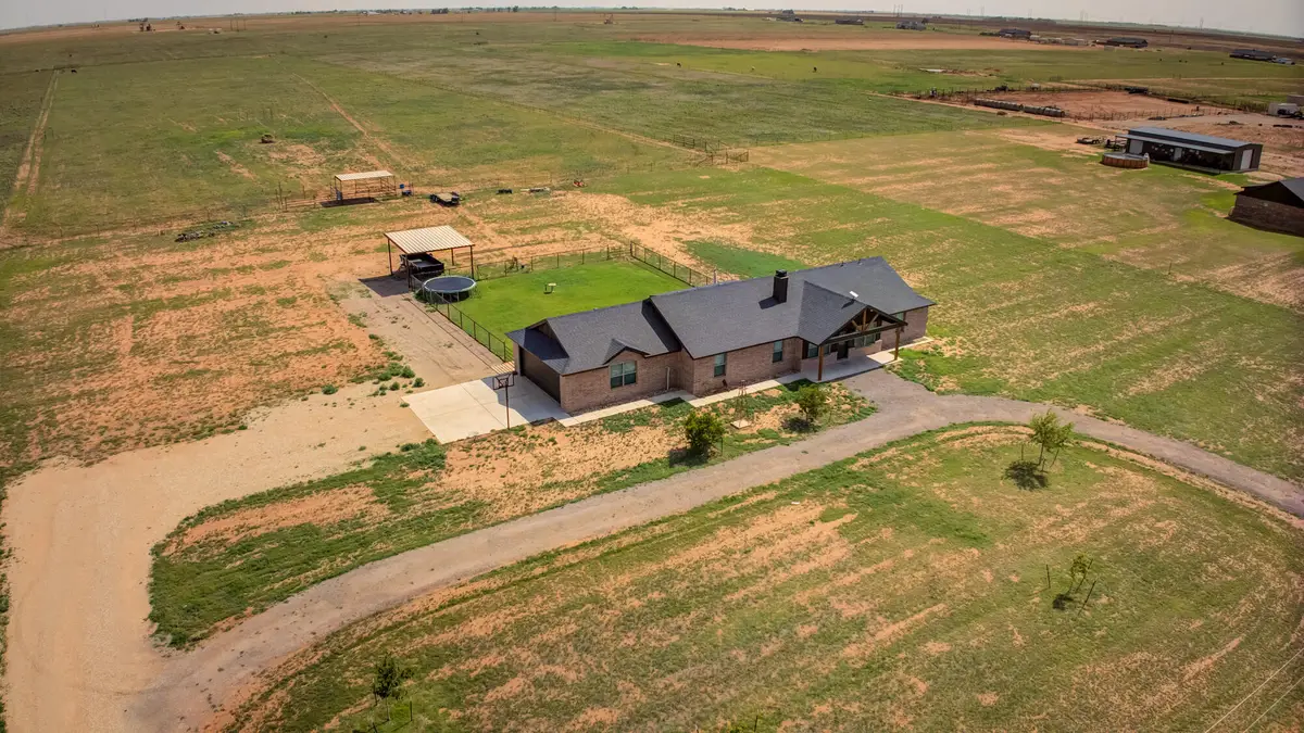 10721 County Road 6000, Shallowater, TX 79363 - #1