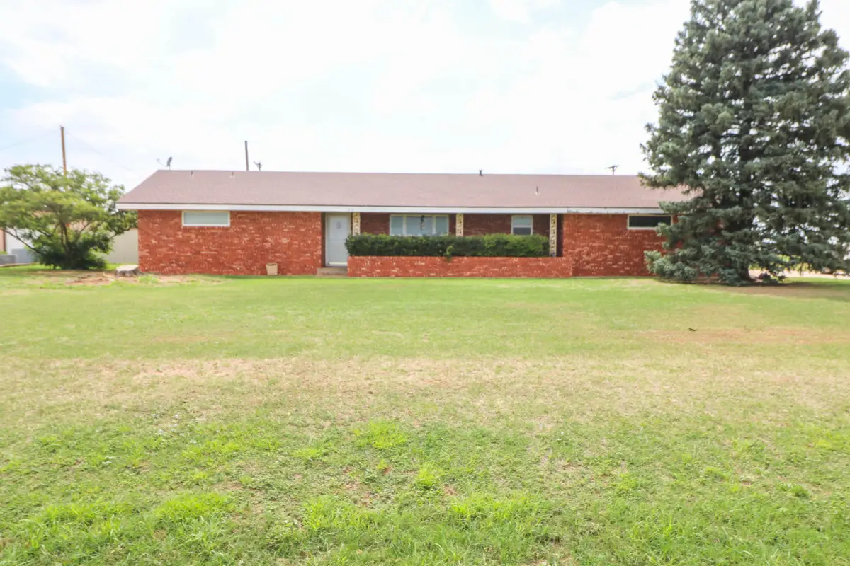 845 Farm To Market Road 1055, Earth, TX 79031 - #1