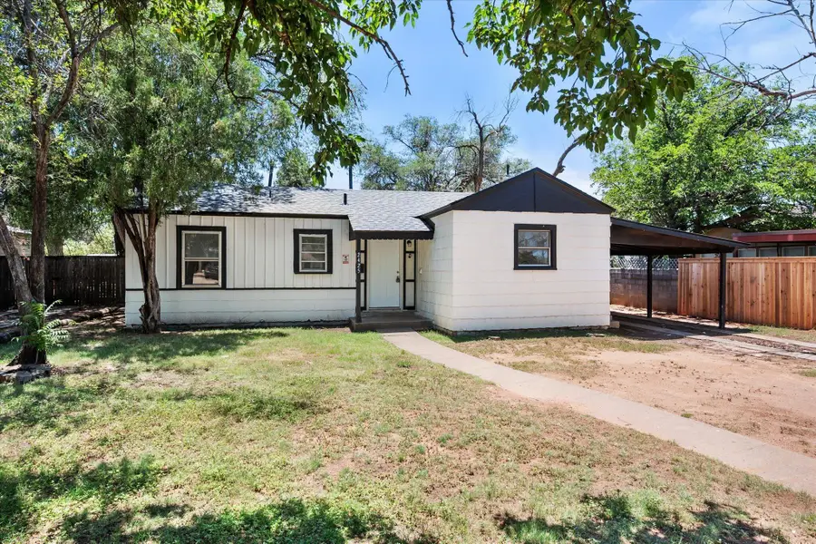 2425 32nd Street, Lubbock, TX 79411 - #2