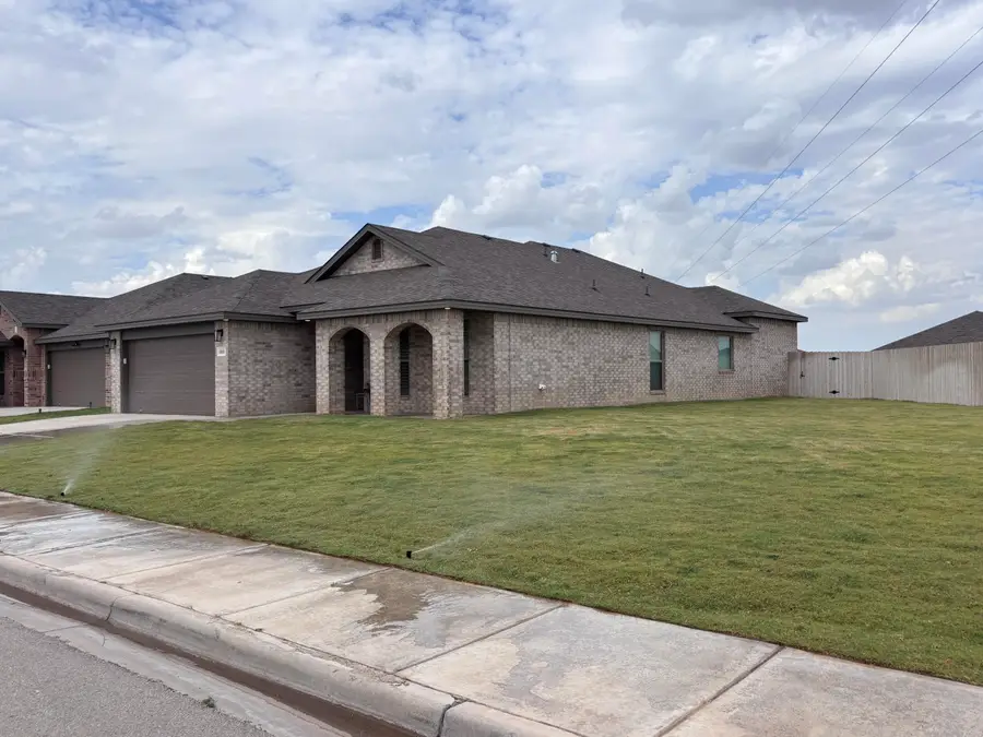 6303 Wausau Avenue, Lubbock, TX 79407 - #2