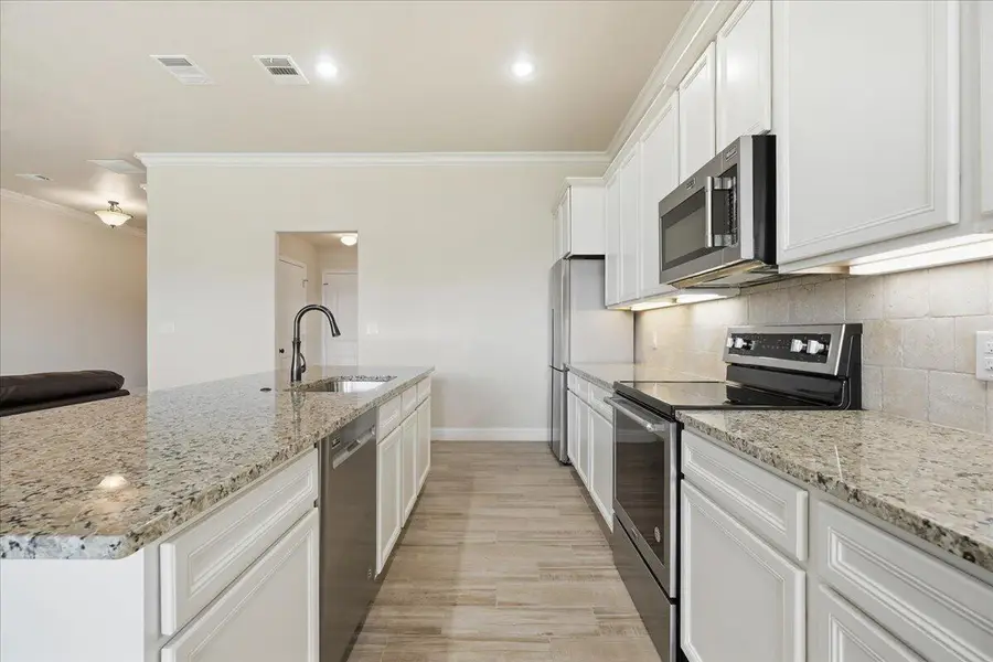 10109 Viola Avenue, Lubbock, TX 79424 - #3