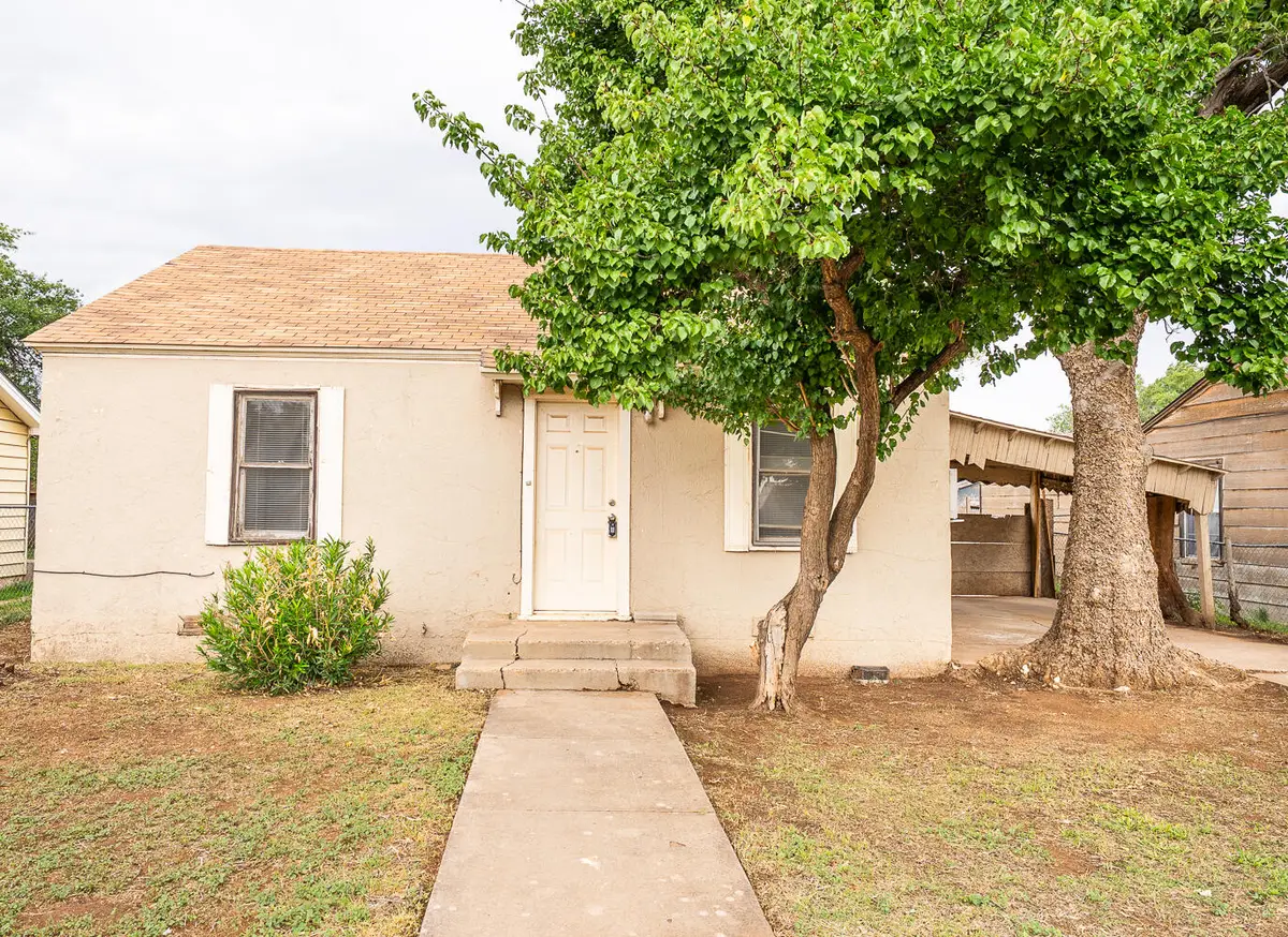 114 Avenue V, Lubbock, TX 79415 - #1