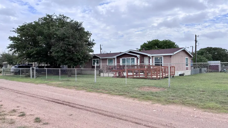 1930 N Tulip Avenue, Lubbock, TX 79403 - #3