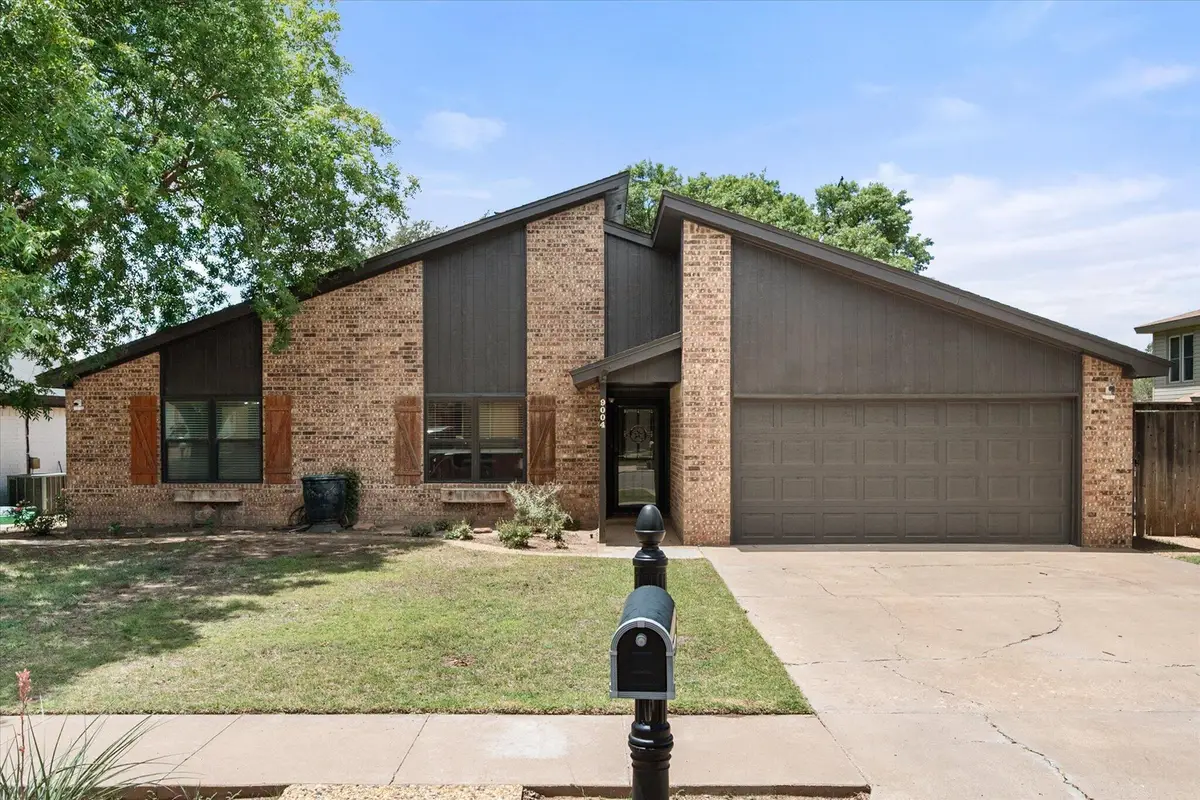 9004 Lynnhaven Avenue, Lubbock, TX 79423 - #1