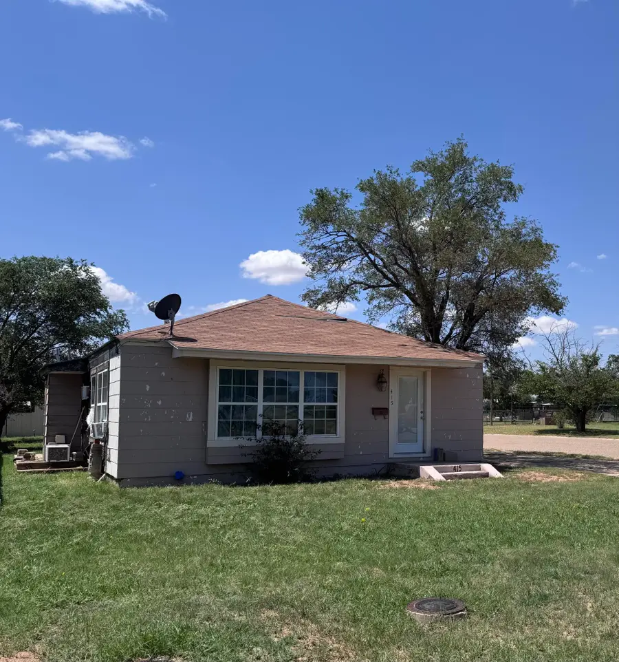 415 W 12th Street, Post, TX 79356 - #2
