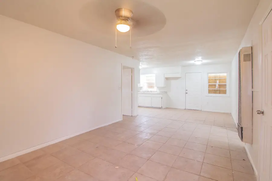 1724 E Dartmouth Street, Lubbock, TX 79403 - #3