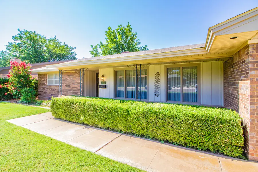 3813 57th Street, Lubbock, TX 79413 - #3