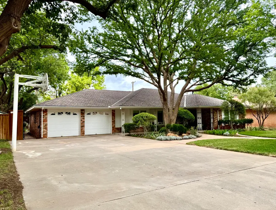 3406 63rd Street, Lubbock, TX 79413 - #3