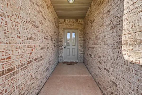 5710 111th Street, Lubbock, TX 79424