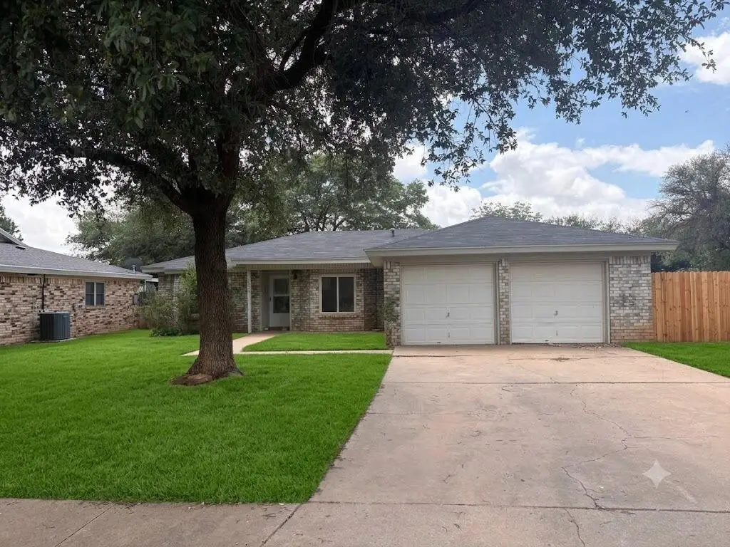 3219 84th Street, Lubbock, TX 79423 - #1