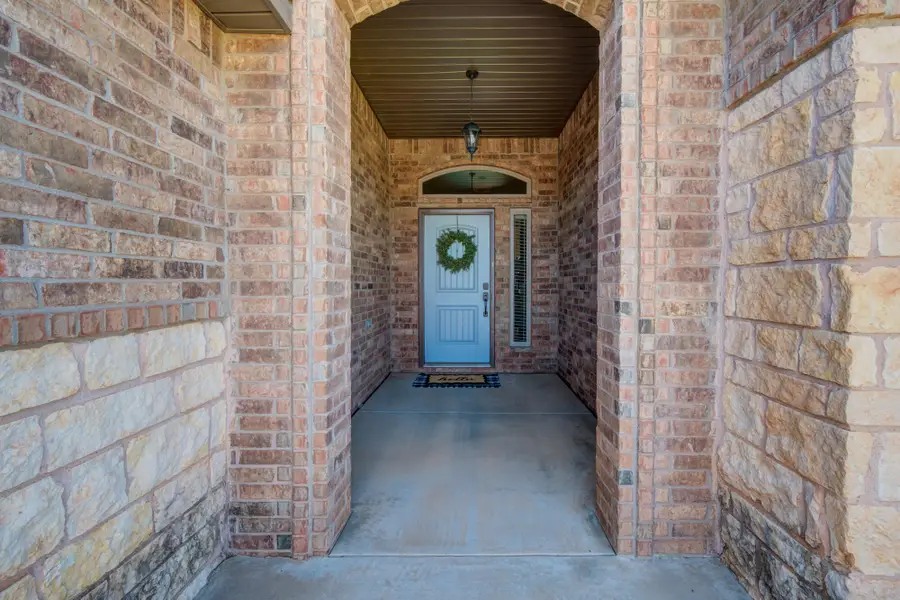 9604 Ross Avenue, Lubbock, TX 79424 - #3