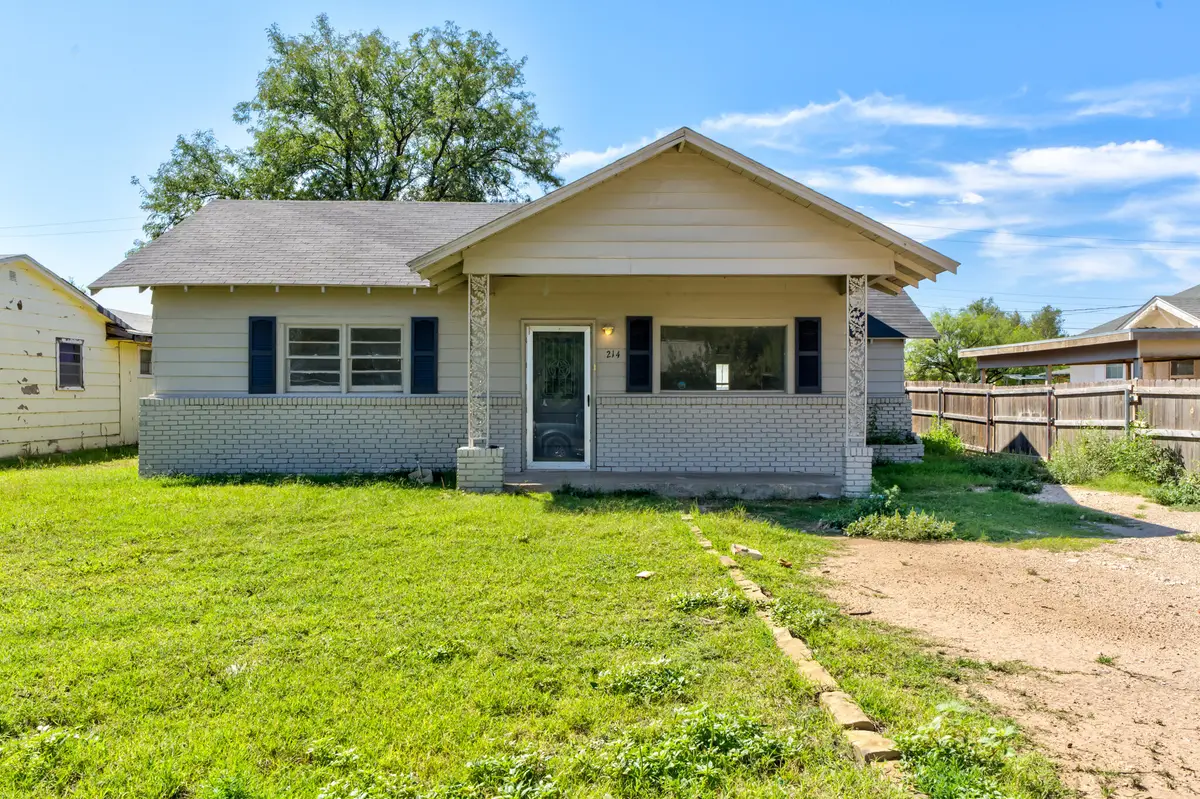 214 E 6th Street, Idalou, TX 79329 - #1