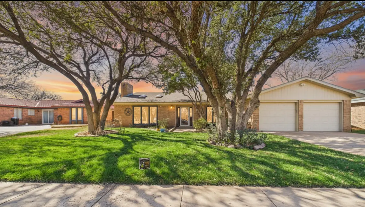 8606 Knoxville Avenue, Lubbock, TX 79423 - #1