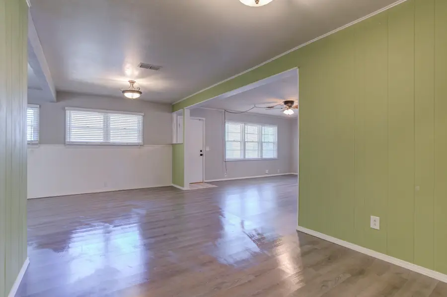 4202 52nd Street, Lubbock, TX 79413 - #3