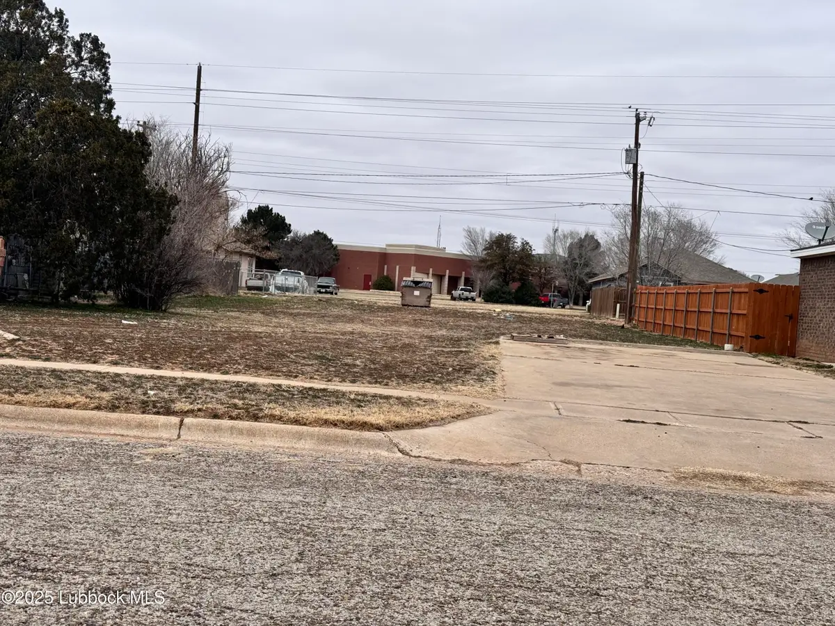 1509 E Tulane Street, Lubbock, TX 79403 - #1