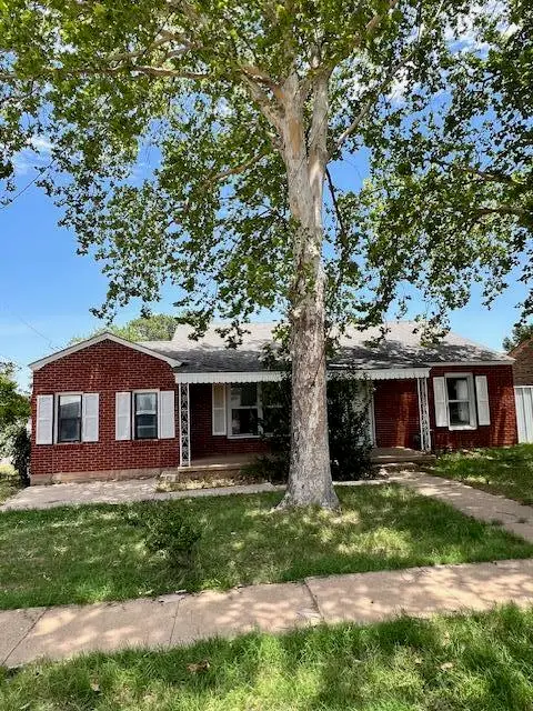 2806 Avenue V, Snyder, TX 79549