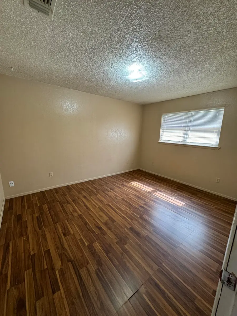 7801 Avenue X, Lubbock, TX 79423 - #2