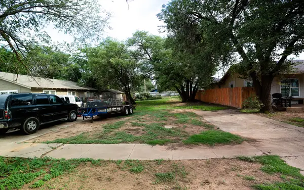 1907 17th Street, Lubbock, TX 79401
