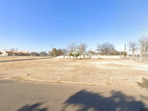 1922 15th Street, Lubbock, TX 79401